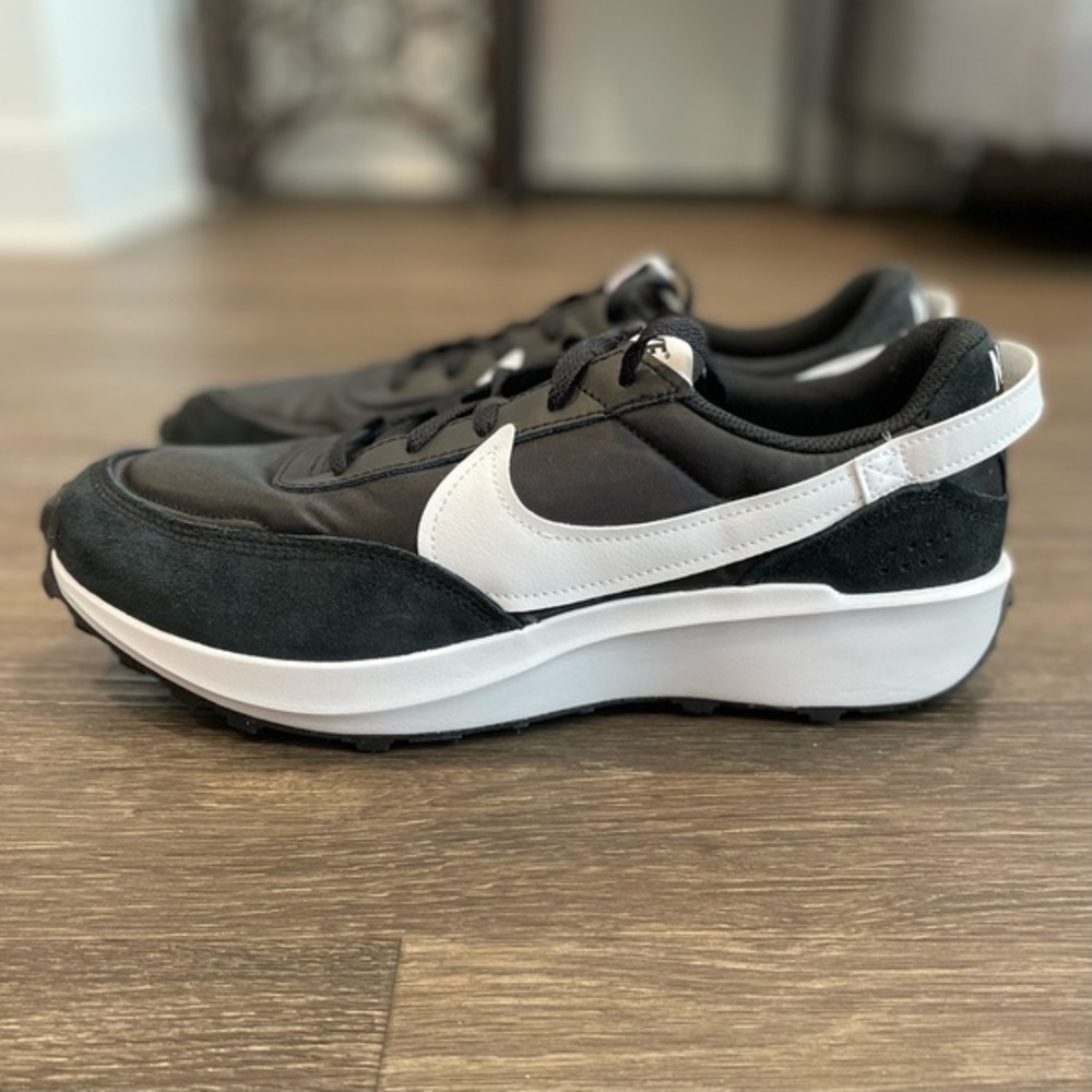 Nike Waffle Debut sz 10